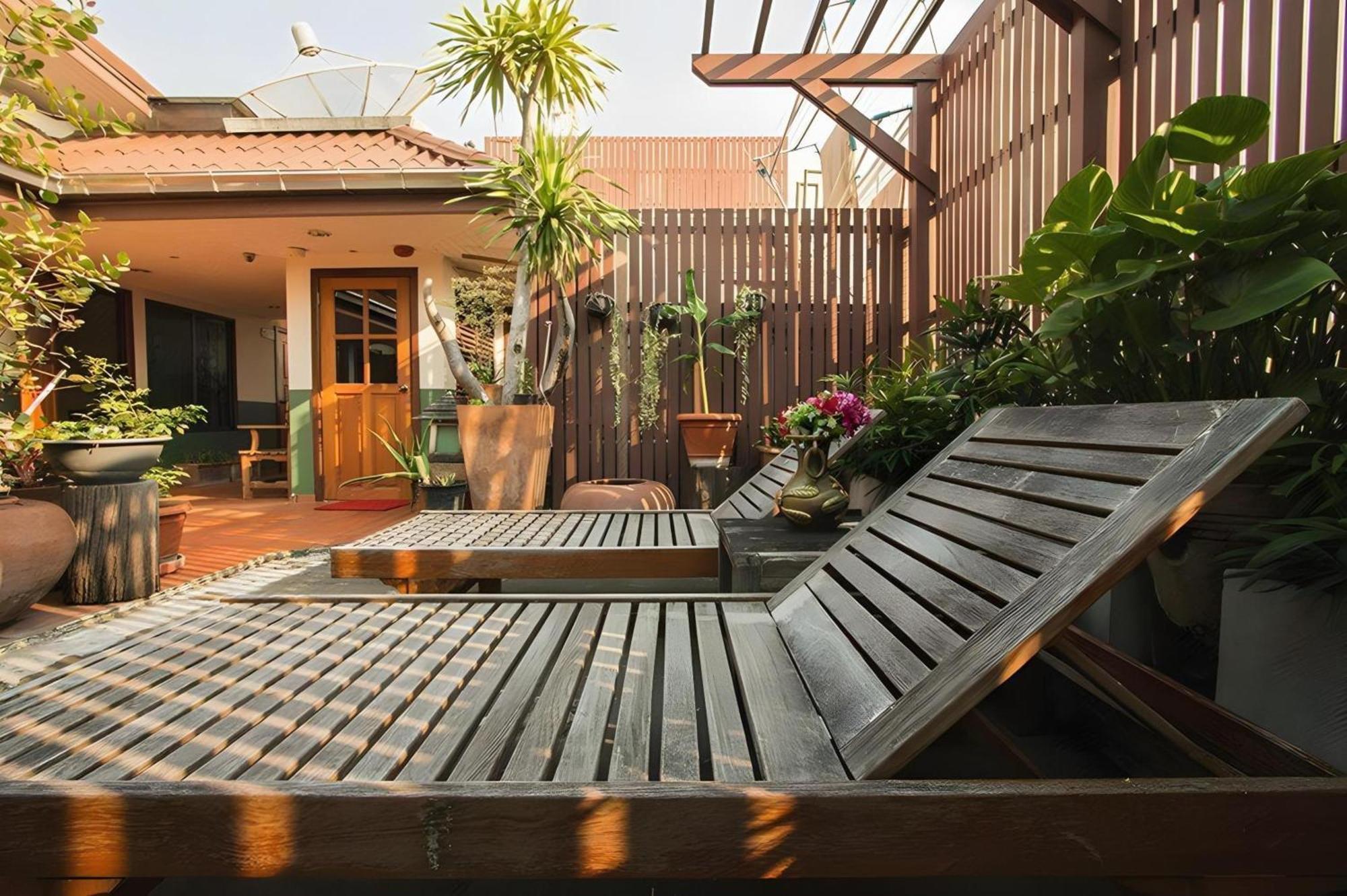 Pannee Lodge Khaosan - Sha Plus Bangkok Exteriör bild